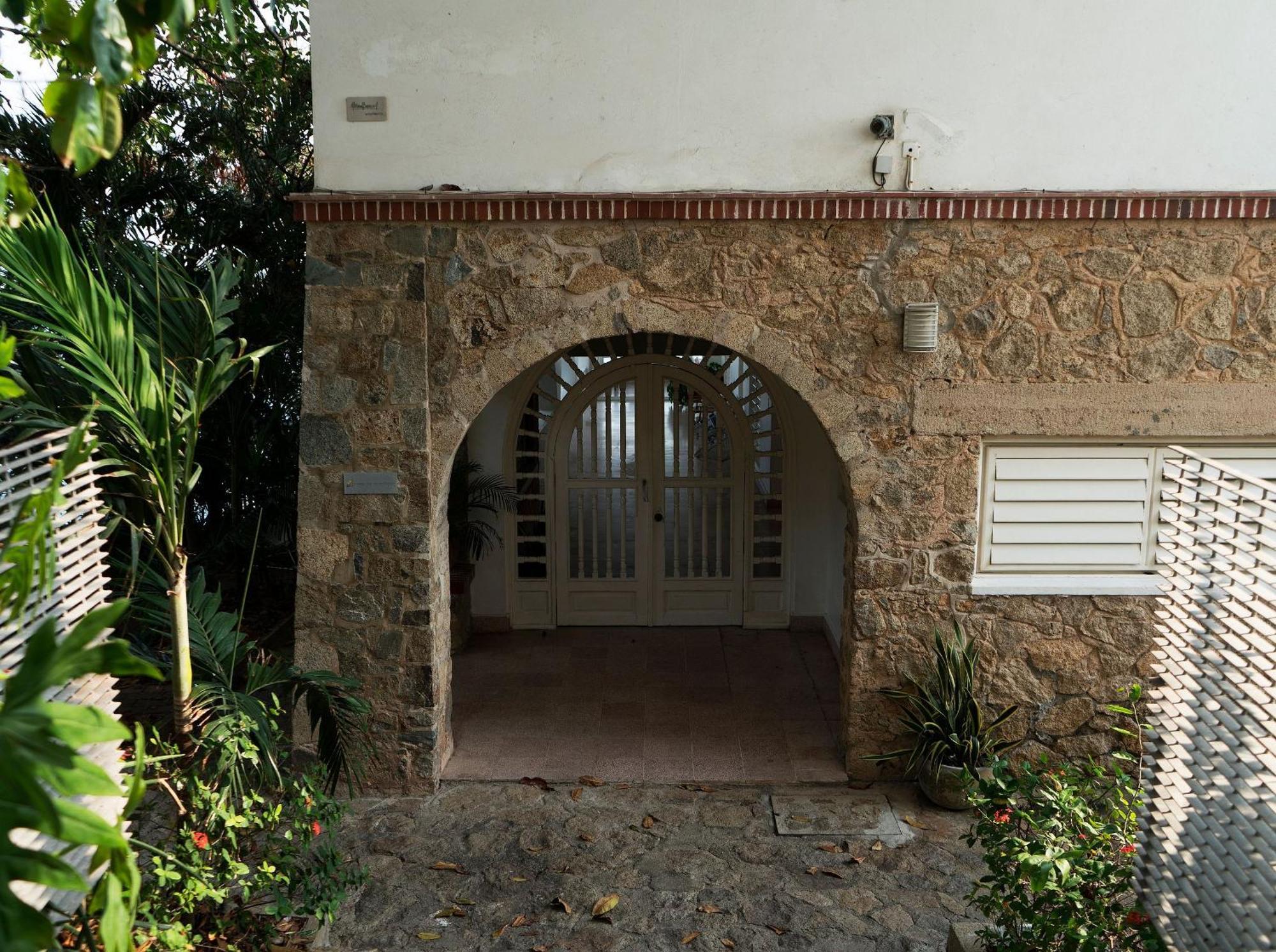 Casas Del Acantilado - * Acapulco